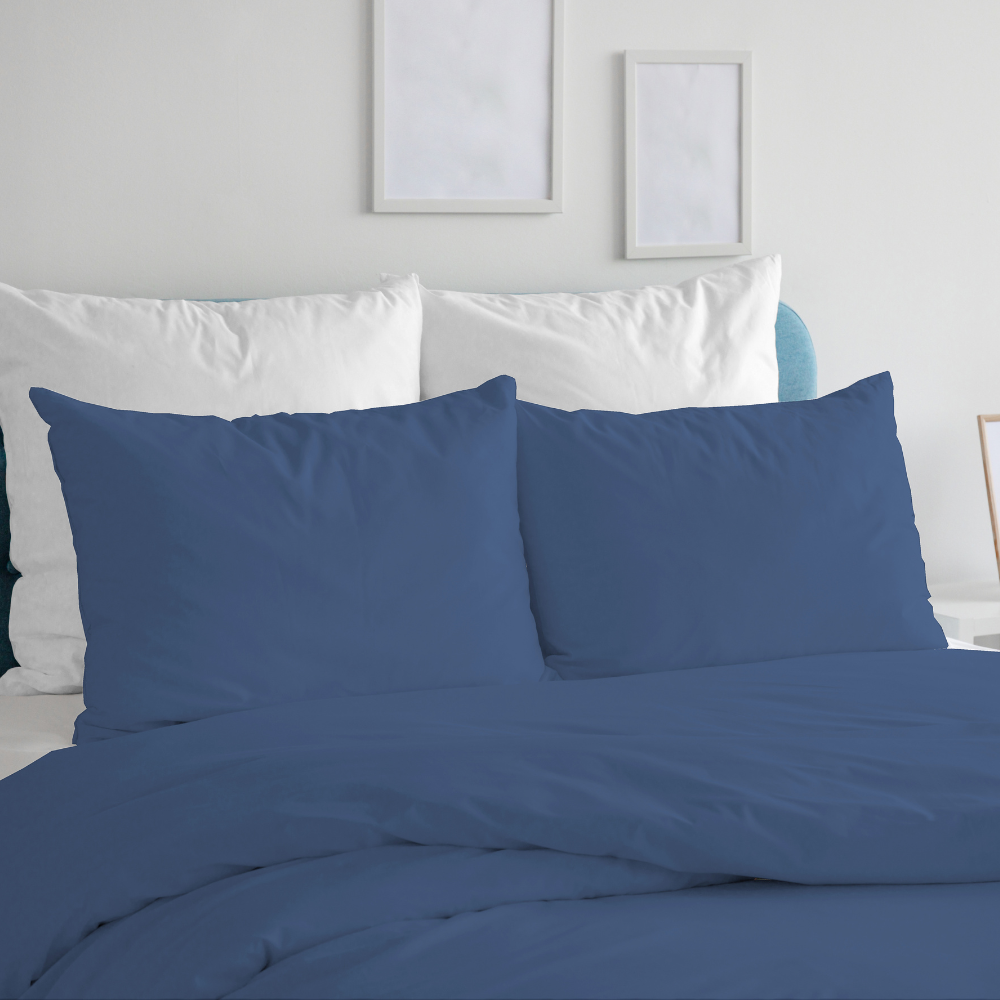 Duvet cover in 100% Blue Ultramarine cotton with pillowcases