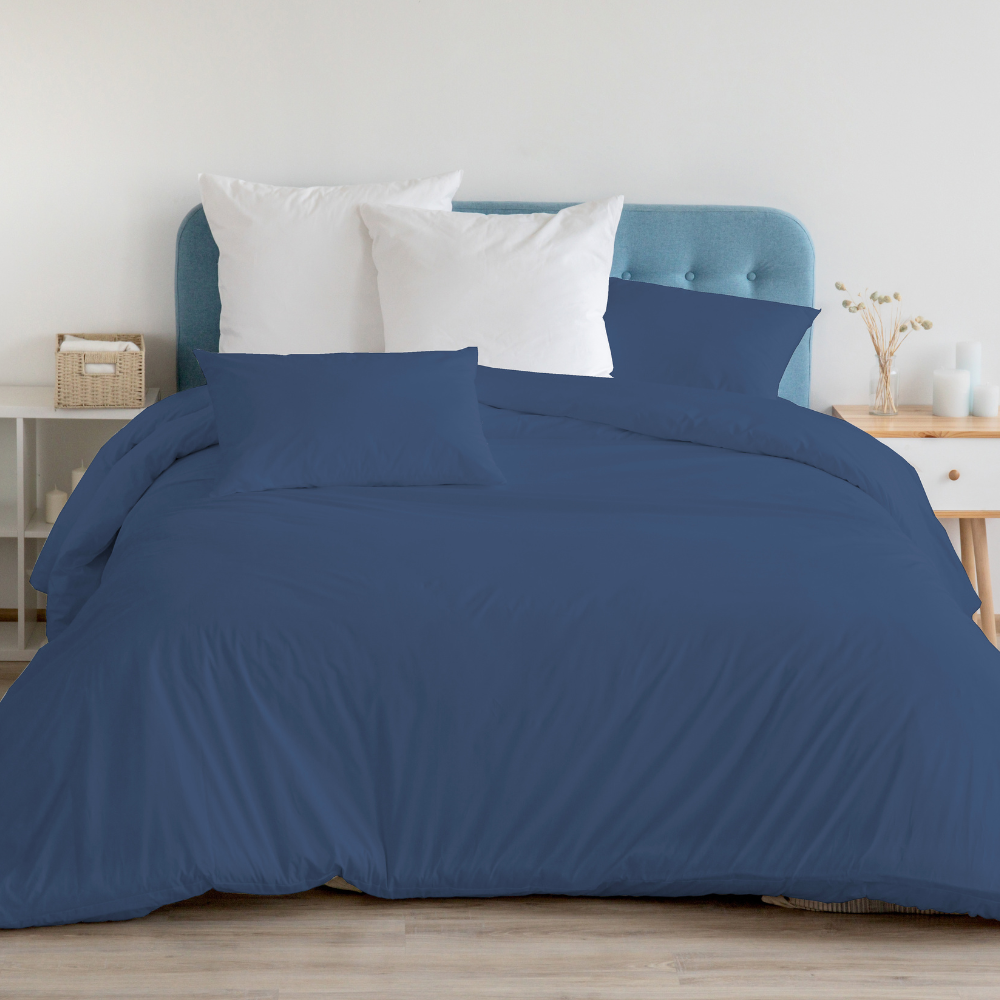 Duvet cover in 100% Blue Ultramarine cotton with pillowcases