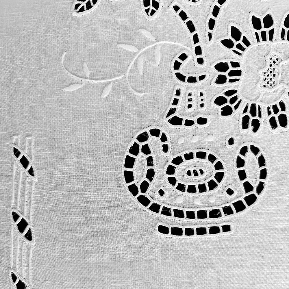 LinenZone Tende In Pizzo Ricamate Con Foglie – 2 Pannelli, Colore Lino, 137x213 Cm - 2