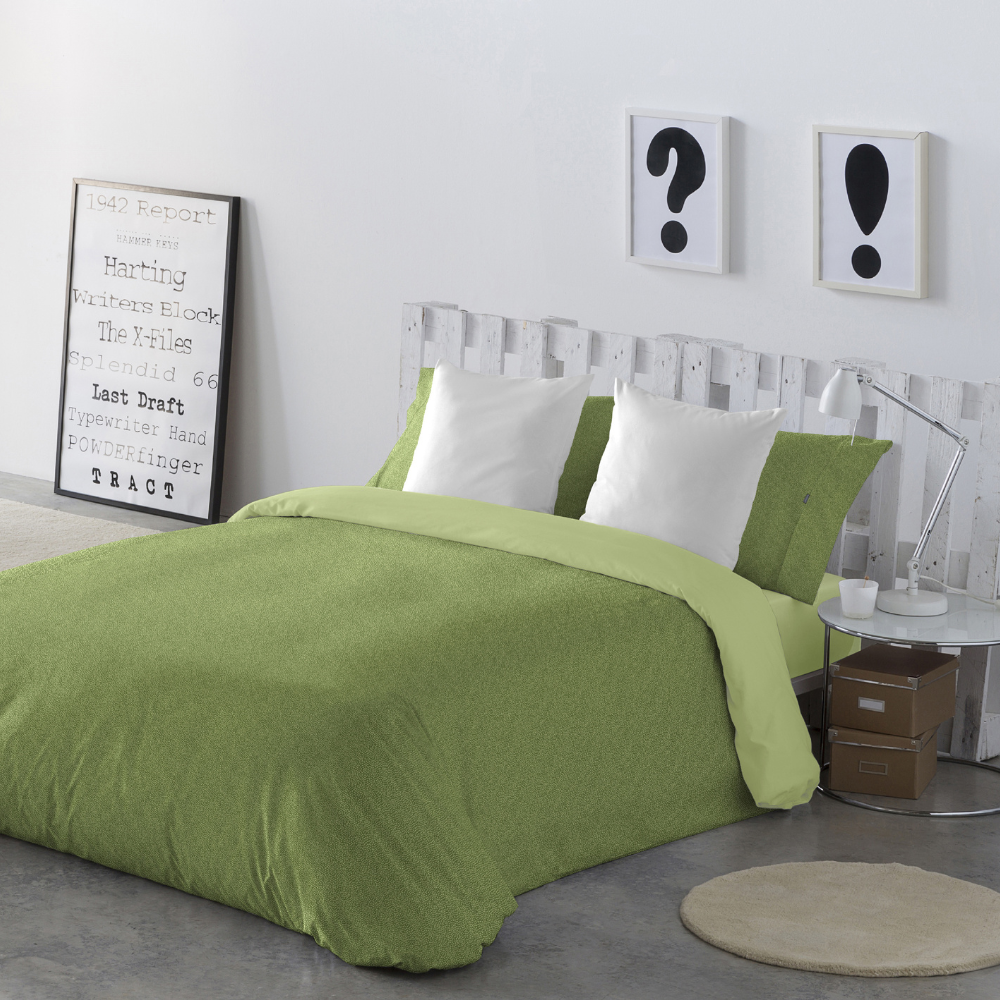 Keppler Jacquard Bedspread with Cotton Pillowcases - Available in different colours