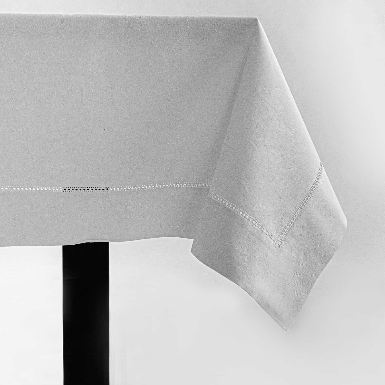 Tovaglia rettangolare in 100% cotone damascato bianco, Cotone, bianco, 130 x 1200 cm Tovaglia rettangolare in 100% cotone damascato bianco, Cotone, bianco, 130 x 1200 cm