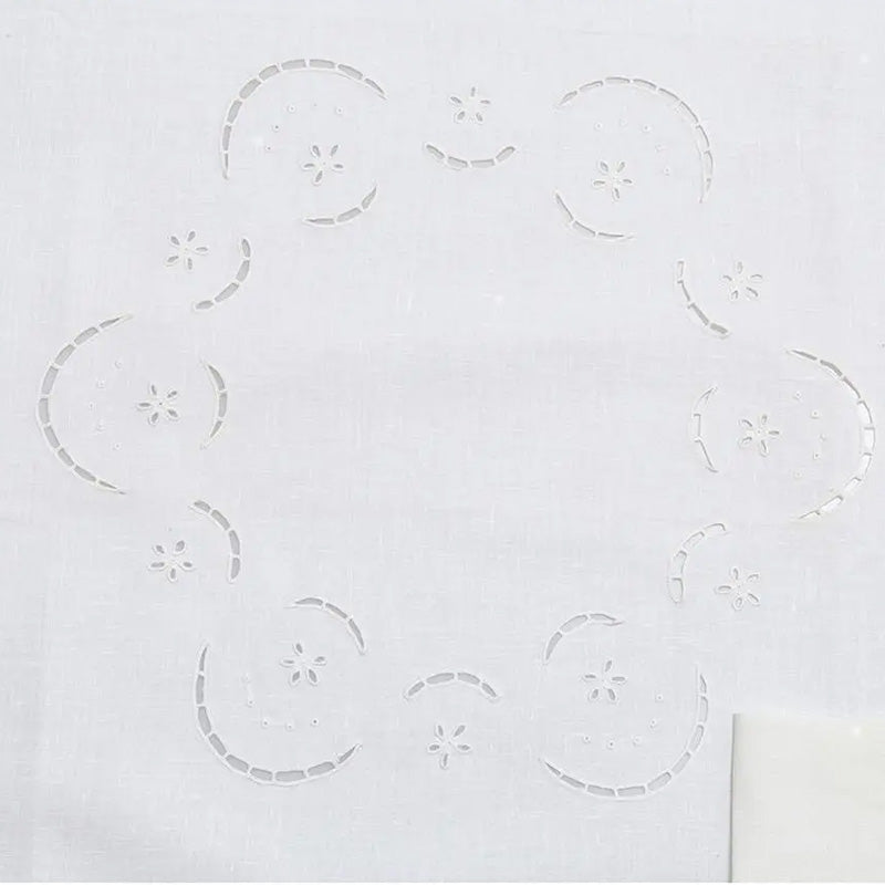 Tea tablecloth + 4 embroidered napkins 100% Cotton variant Elide