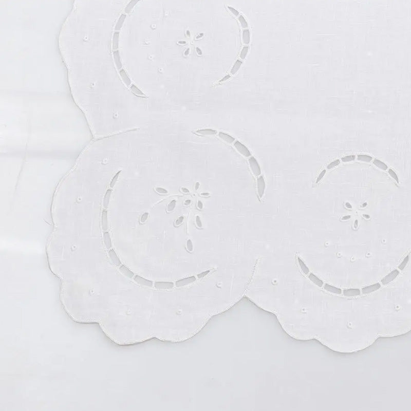 Tea tablecloth + 4 embroidered napkins 100% Cotton variant Elide