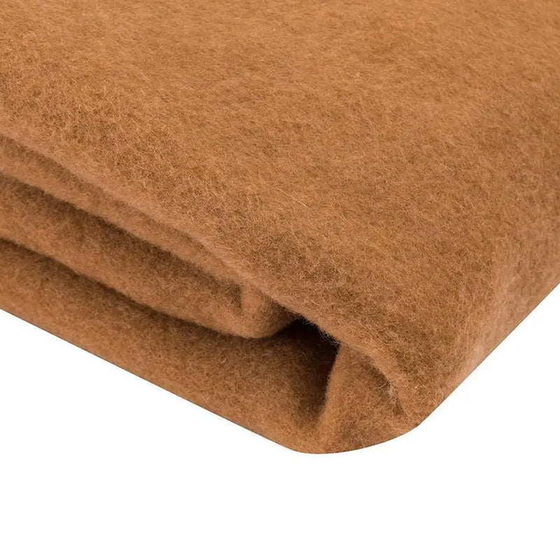 Winter blanket in 100% camel wool
