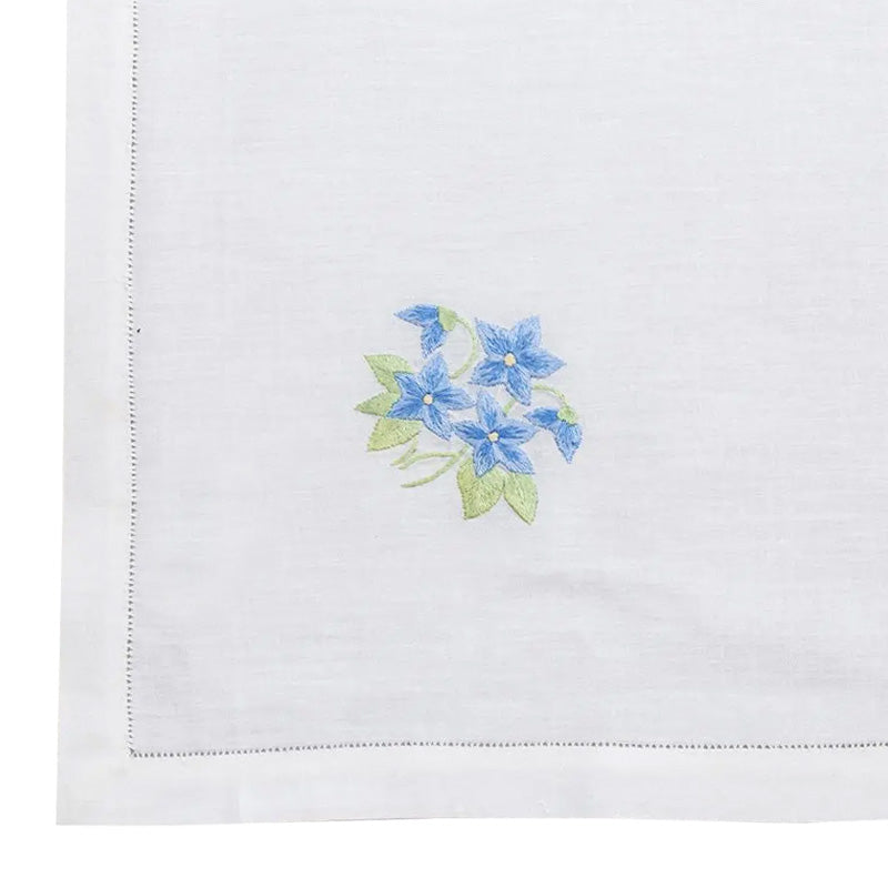 Tea tablecloth + 4 embroidered napkins 100% Cotton variant Enrica