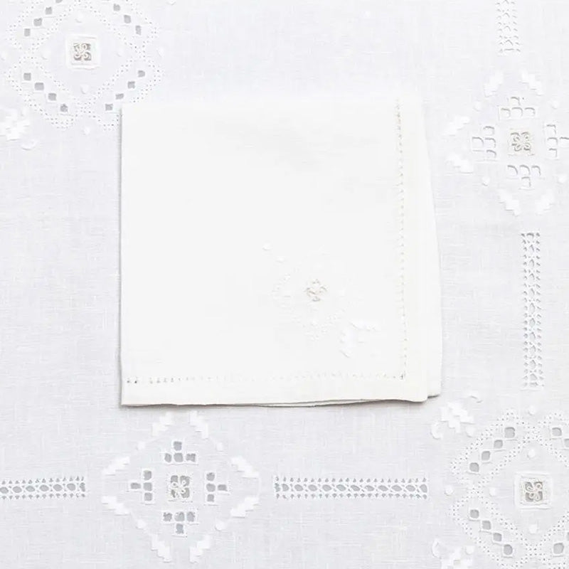 Tea tablecloth + 4 embroidered napkins 100% Cotton, Tuscan antique stitch variant