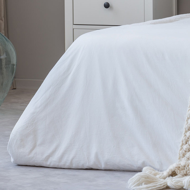 Duvet cover with pillowcases in 100% White Cotton
