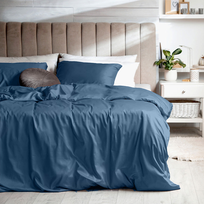 Duvet cover with pillowcases in Indigo blue cotton satin