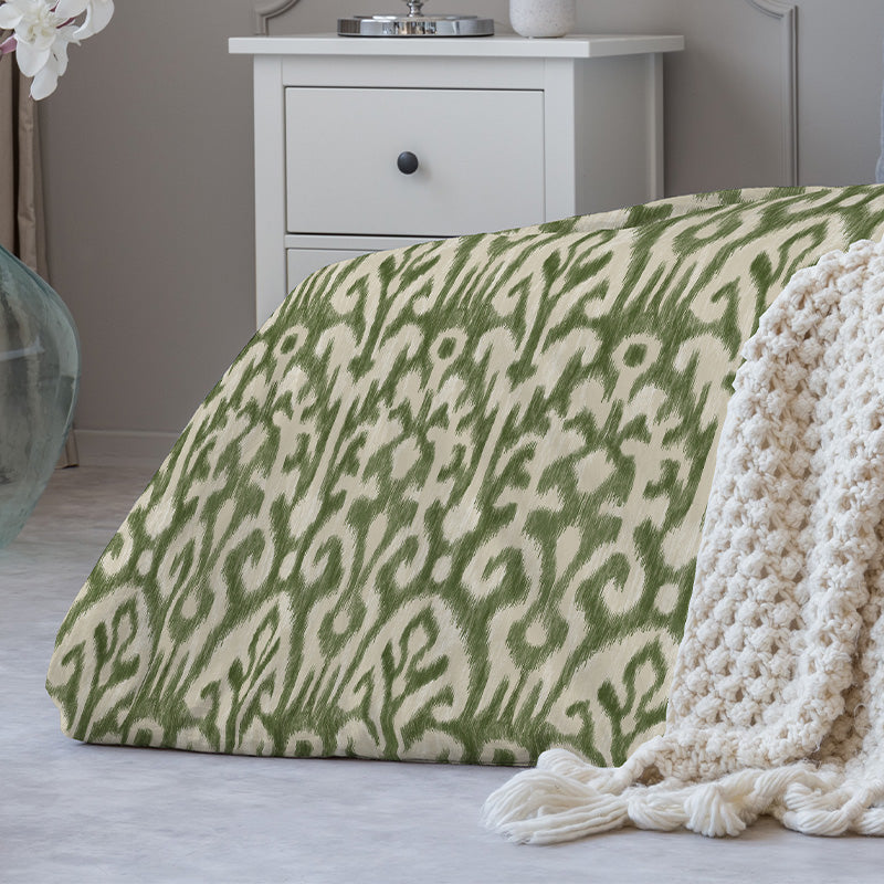 Duvet cover with satin pillowcases with Granada Ikat Line print