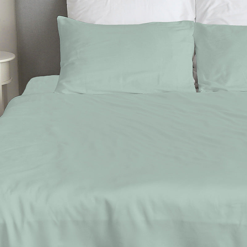 Sheets in 100% high quality Acquamarina cotton