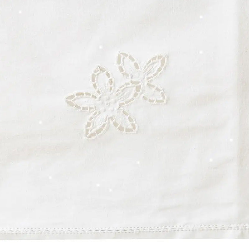 Tablecloth + 6 hand-embroidered napkins in pure cotton Made in Italy Nicola variant 140x190 cm